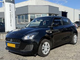 skadebil auto Suzuki Swift 1.2 Comfort Smart Hybrid 2022/9