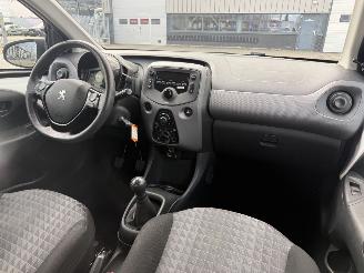 Peugeot 108 1.0 e-VTi Active picture 10