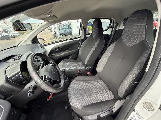 Peugeot 108 1.0 e-VTi Active picture 12