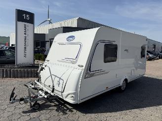 krockskadad bil caravan Caravelair  Antares Style 450 Truma Moover 2016/3