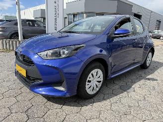 Voiture accidenté Toyota Yaris 1.0 VVT-i Comfort 2023/7