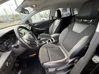 Opel Grandland X 1.2 Turbo Business Executive picture 11