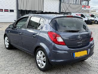 Opel Corsa 1.2-16V Essentia picture 6