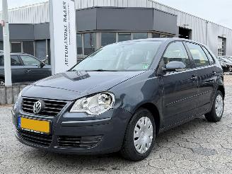 Coche accidentado Volkswagen Polo 1.4-16V Turijn 2005/10