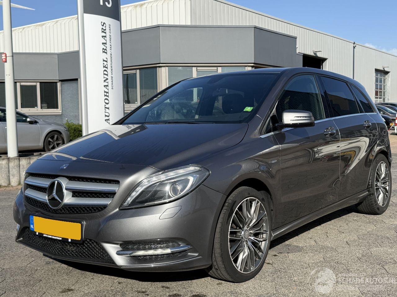 Mercedes B-klasse 180 Ambition