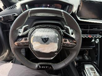 Peugeot 2008 1.2 Hybrid 136 GT picture 19