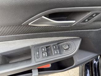 Volkswagen Golf 1.5 eTSI R-Line Business+ picture 13