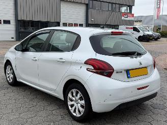 Peugeot 208 1.2 PureTech Active picture 6