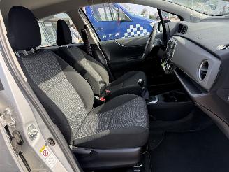 Toyota Yaris 1.0 VVT-i Aspiration picture 16