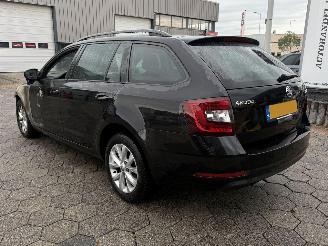 Skoda Octavia Combi 1.6 TDI Greentech Ambition picture 6