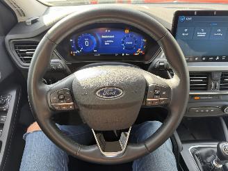 Ford Focus Wagon 1.0 EcoBoost Hybrid Titanium X picture 17