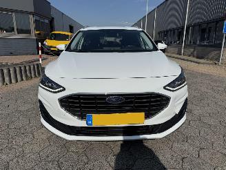Ford Focus Wagon 1.0 EcoBoost Hybrid Titanium X picture 2