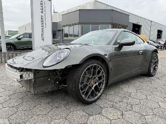 Voiture accidenté Porsche 911 Carrera 4 Coupe 992-1 2021/2