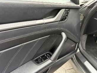 Porsche 911 Carrera 4 Coupe 992-1 picture 14
