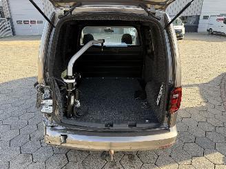 Volkswagen Caddy 2.0 TDI L1H1 BMT Highline picture 12