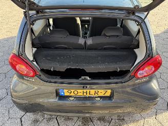 Toyota Aygo 1.0-12V + picture 11