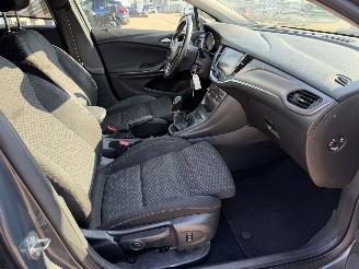 Opel Astra SPORTS TOURER+ picture 12
