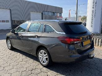 Opel Astra SPORTS TOURER+ picture 6