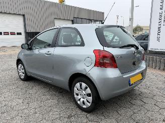 Toyota Yaris 1.0 VVTi Sol picture 6