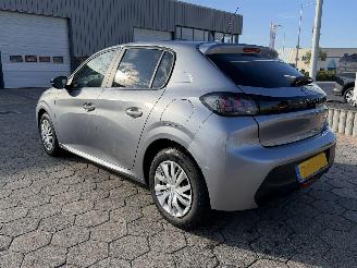 Peugeot 208 1.2 PureTech Active picture 6