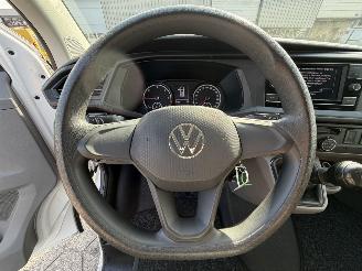 Volkswagen Transporter 2.0 TDI L2H1 picture 16