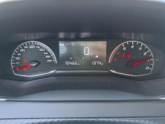 Peugeot 208 1.2 PureTech Active picture 13