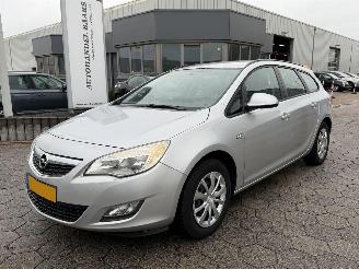 Auto incidentate Opel Astra SPORTS TOURER 2011/10