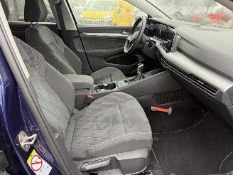 Volkswagen Golf 1.0 TSI Life picture 11