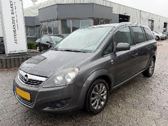 skadebil auto Opel Zafira 111 years Edition 2010/12