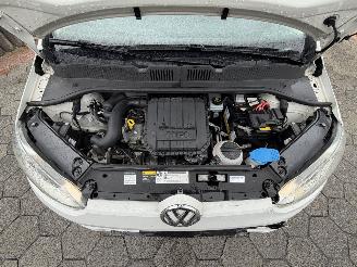 Volkswagen Up! 1.0 move up! BlueMotion picture 8