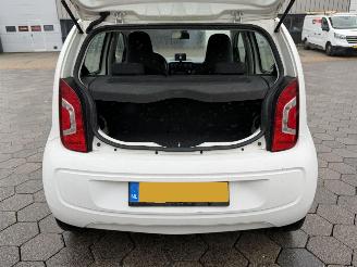 Volkswagen Up! 1.0 move up! BlueMotion picture 7