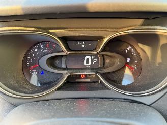 Renault Captur 1.2 TCe Intens picture 16