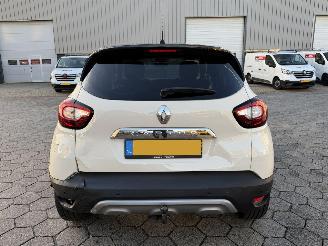 Renault Captur 1.2 TCe Intens picture 5