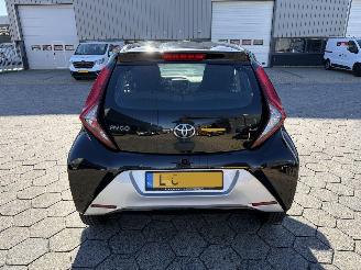 Toyota Aygo 1.0 VVT-i x-play picture 6