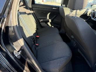 Volkswagen Polo 1.0 TSI Comfortline Business picture 9