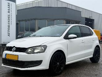 uszkodzony samochody osobowe Volkswagen Polo 1.2 Easyline 2012/1