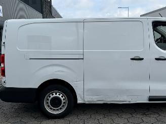 Toyota Proace Worker 1.5 D-4D Live Long picture 7