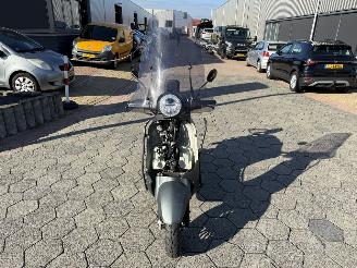 Senzo  Bromscooter RivaLux picture 2