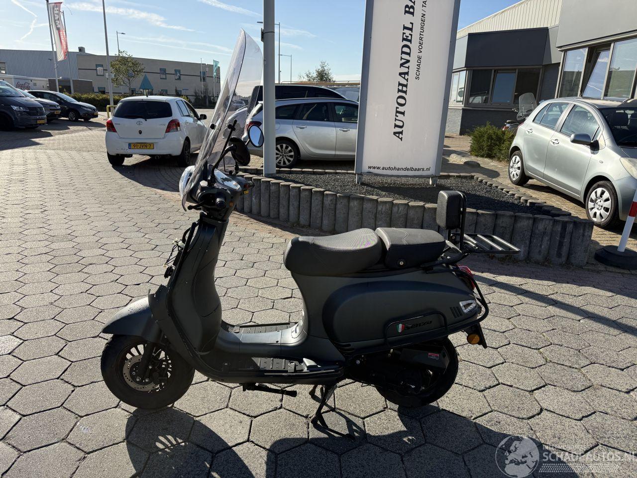 Senzo  Bromscooter RivaLux