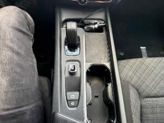 Volvo V-60 2.0 B3 Essential Edition picture 21