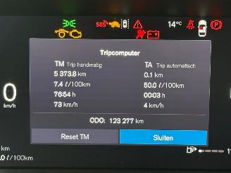 Volvo V-60 2.0 B3 Essential Edition picture 18