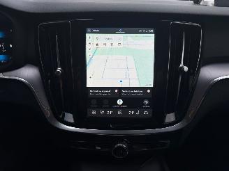 Volvo V-60 2.0 B3 Essential Edition picture 19