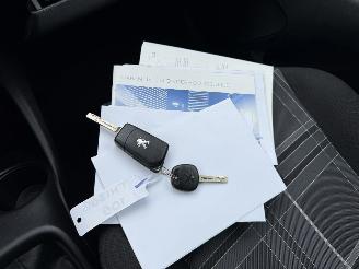 Peugeot 108 1.0 e-VTi Active picture 22