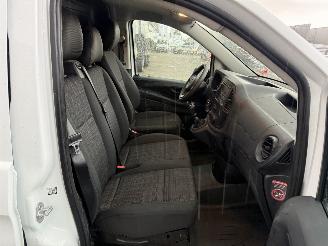 Mercedes Vito 111 CDI Lang picture 13