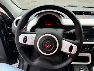 Renault Twingo 1.0 SCe Collection picture 16