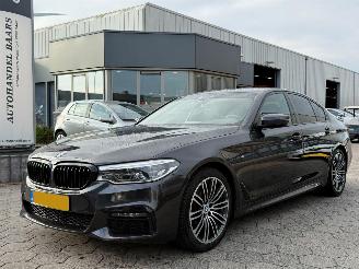 Schadeauto BMW 5-serie 520i High Executive Edition AUTOMAAT 2020/1