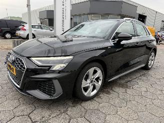 Avarii autoturisme Audi A3 Sportback 35 TFSI S edition 2022/4