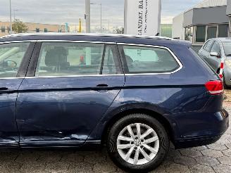 Volkswagen Passat Variant 1.6 TDI Highline AUTOMAAT picture 9