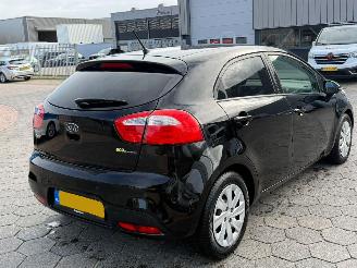 Kia Rio 1.2 CVVT Plus Pack picture 4