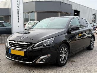 Unfallwagen Peugeot 308 SW 1.2 PureTech Allure 2015/10